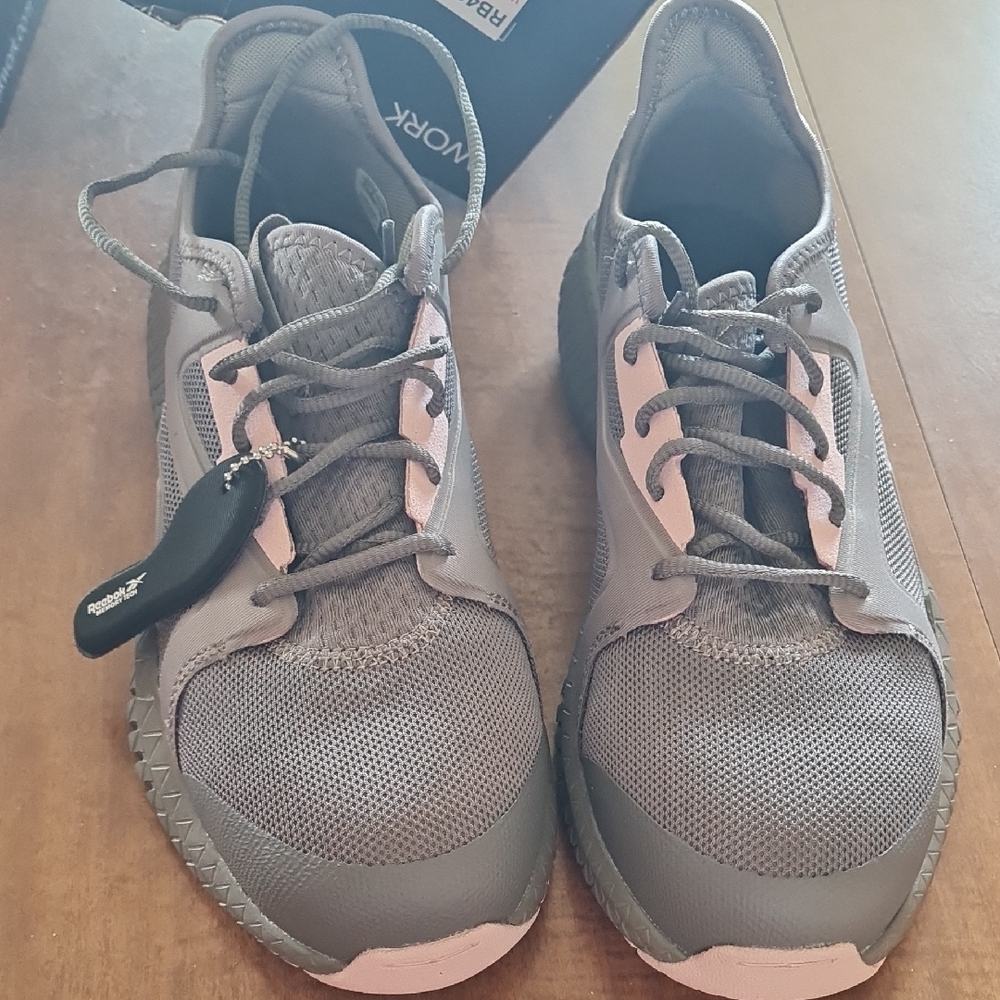 Reebok Women's Gray and Pink Work Composite Toed Shoes
